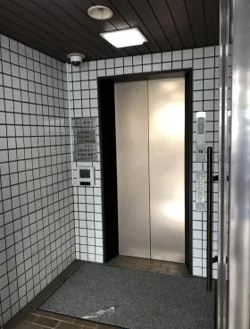 ICIビルの外観