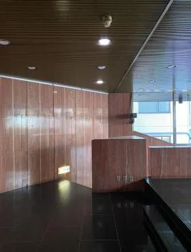 ファーストビルの外観