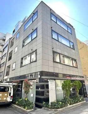 アキヤマビルディング2の外観