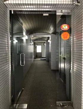 富田ビルの外観