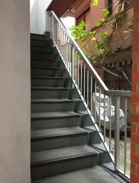 谷郷館Ⅱビルの外観