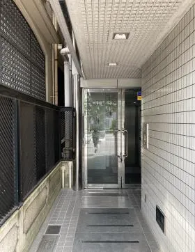 マルキビルの外観