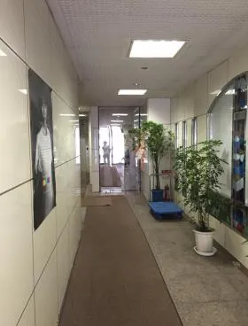 アプロンビルの外観