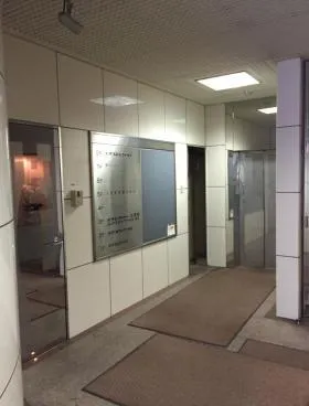アプロンビルの外観