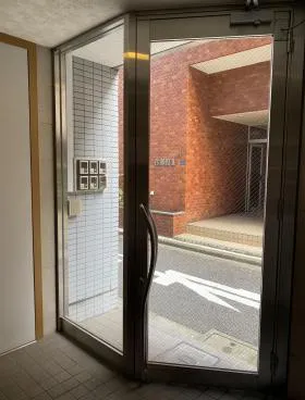 ソレイユビルの外観