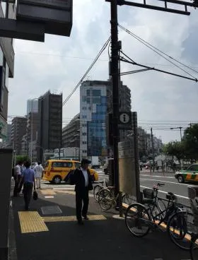 新宿曙橋ビルの外観