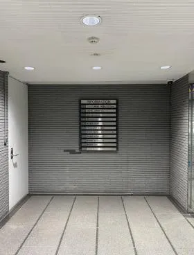 エスティ青山ビルの外観