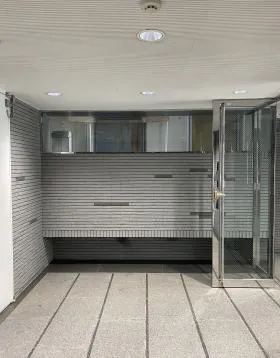 エスティ青山ビルの外観