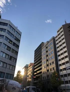 アイアンビルの外観