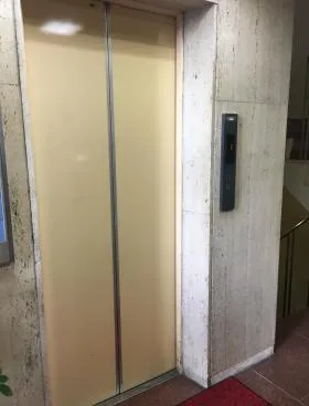 昇立ビルの外観