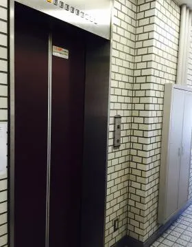 TMSビルの外観