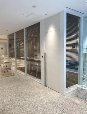 神田岩本町プラザビルの外観
