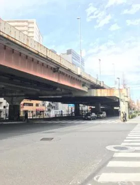 インスタイルスクエアの外観