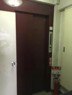 神田お玉ケ池ビルの外観