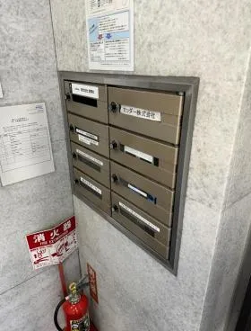 東京リアル岩本町ビルの外観