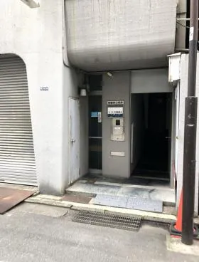 中屋第2ビルの外観