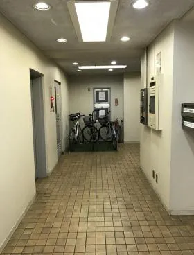 岩本町サニービルの外観