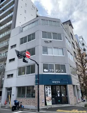 中屋第1ビルの外観