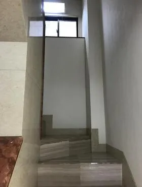 信丸ビルの外観