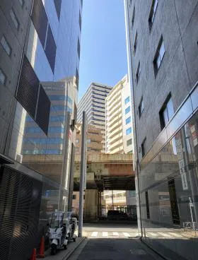 ビリーフ岩本町の外観