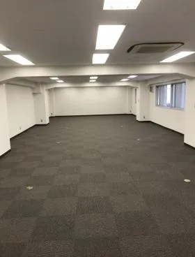 ビリーフ岩本町の外観