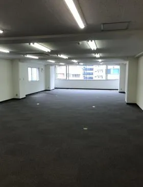 ビリーフ岩本町の外観