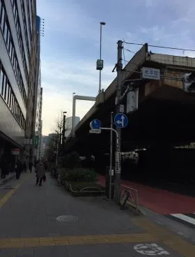 岩本町ビルの外観