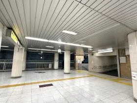 都営新宿線「岩本町駅」
