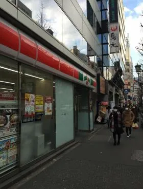 西新宿K-1ビルの外観