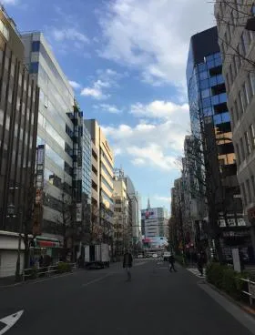 西新宿K-1ビルの外観