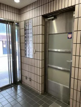 國竹ビルの外観