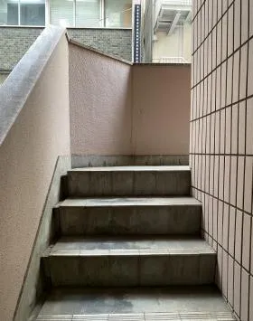 國竹ビルの外観