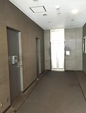 ユニゾ岩本町3丁目ビル南館(旧:ヒロモリ)ビルの外観