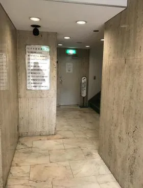 リベラ岩本町ビルの外観