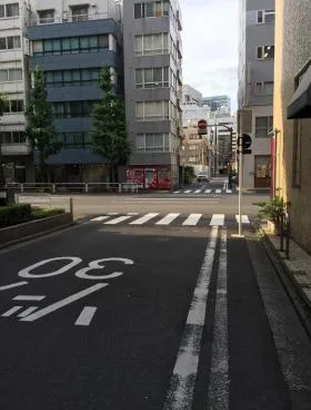 都第1ビルの外観