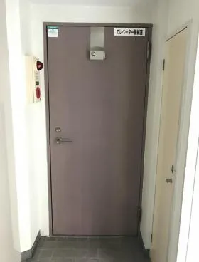 浅野ビルの外観