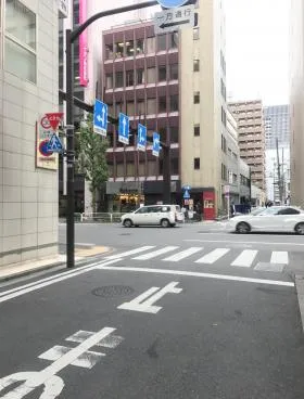 浅野ビルの外観