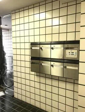 カワベビルの外観