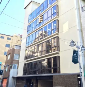池袋ウエストビルの外観