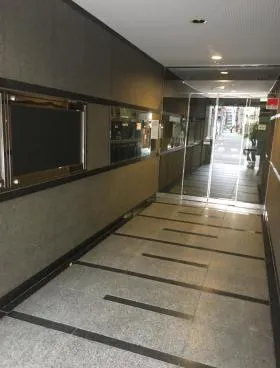 立花日英ビルの外観