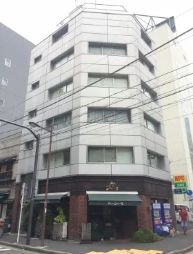 上田錦町ビルの外観