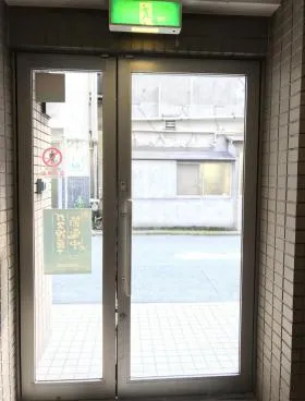 黒子ビルの外観