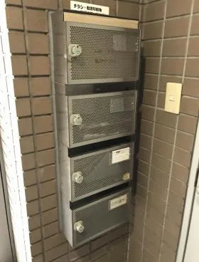 黒子ビルの外観