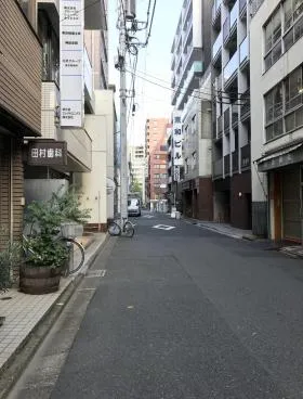 黒子ビルの外観