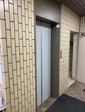 大新ビルの外観