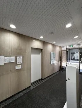神田錦町ビルの外観