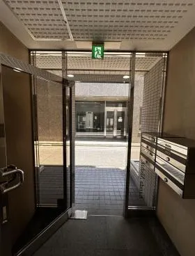 神田錦町ビルの外観
