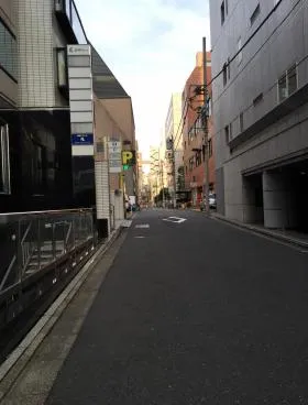 錦精社神田ビルの外観