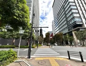 横断歩道を通過する