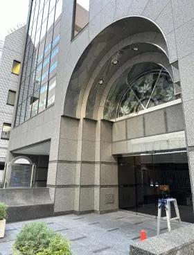 イトーピア岩本町一丁目ビルの外観
